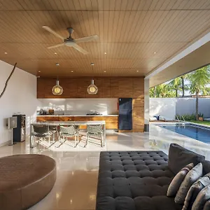 Villa One Eleven, Seminyak (Bali)